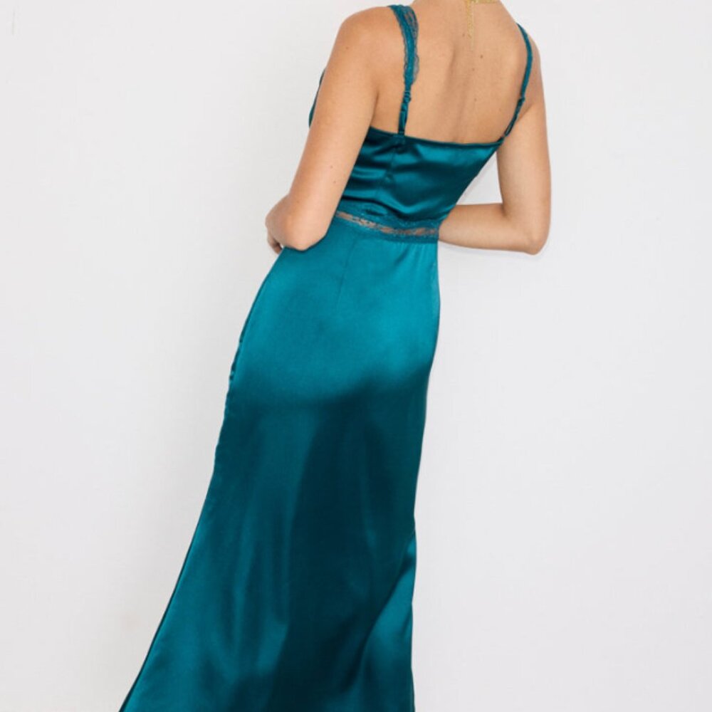 Never Fully Dressed Teal Lace and Satin Dress - Picture 3 of 7